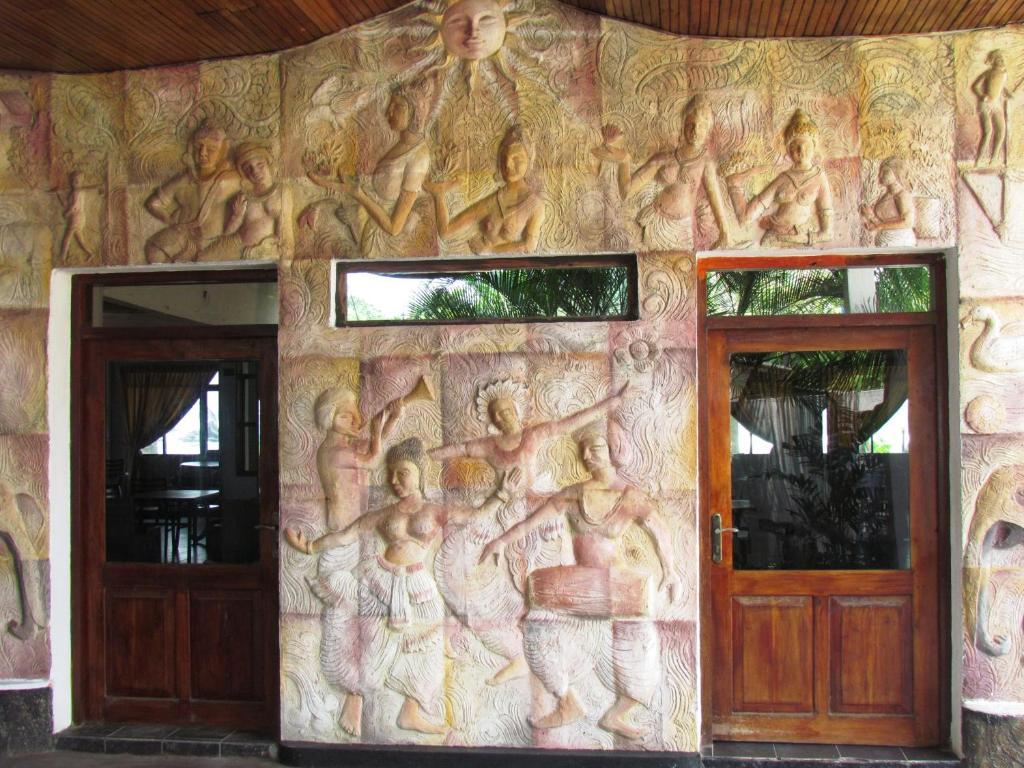 Miltons Beach Resort Unawatuna Exterior foto