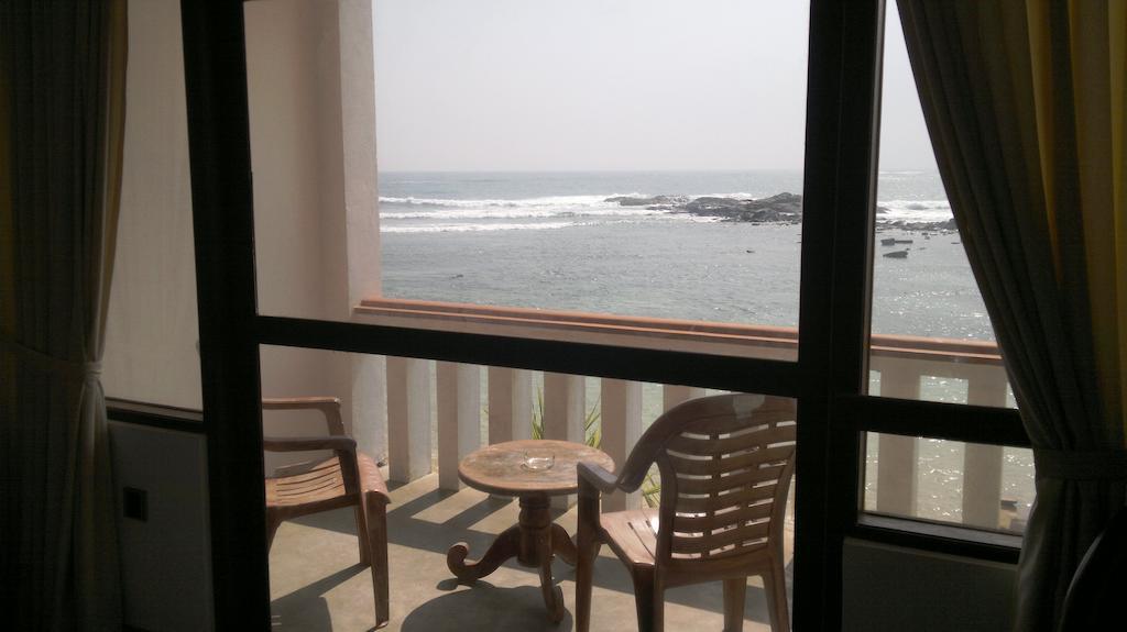 Miltons Beach Resort Unawatuna Zimmer foto