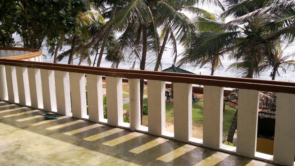 Miltons Beach Resort Unawatuna Exterior foto